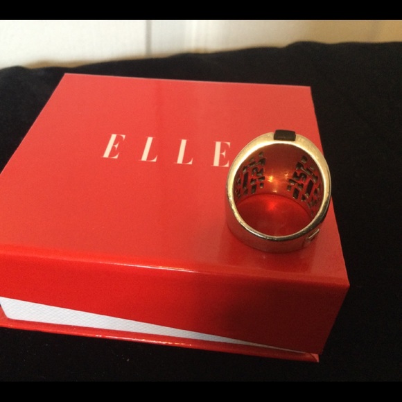 ELLE Ring, Size 7, Sterling Silver/Black Agate Stripe - Picture 2 of 4